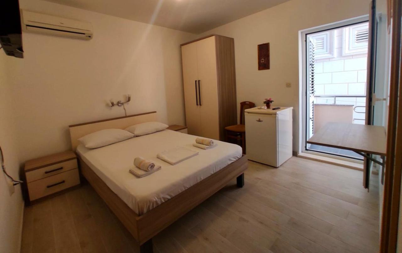 Apartments Dragica Milna  Esterno foto