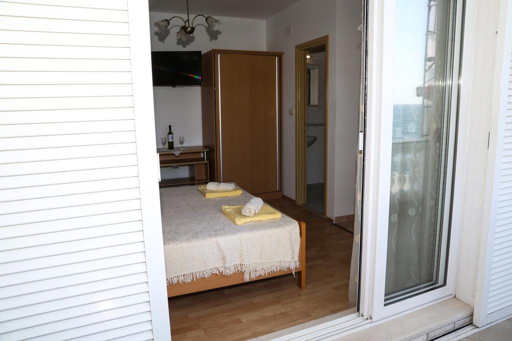 Apartments Dragica Milna  Esterno foto